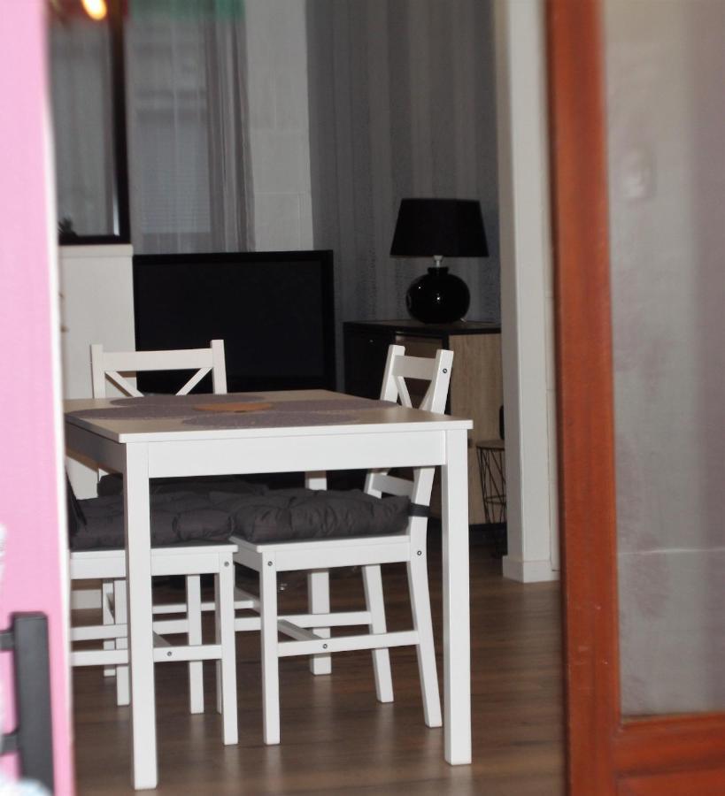 Welcome Calais Centre St Pierre Fontinettes Екстер'єр фото