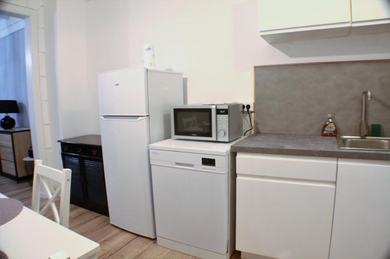 Welcome Calais Centre St Pierre Fontinettes Екстер'єр фото