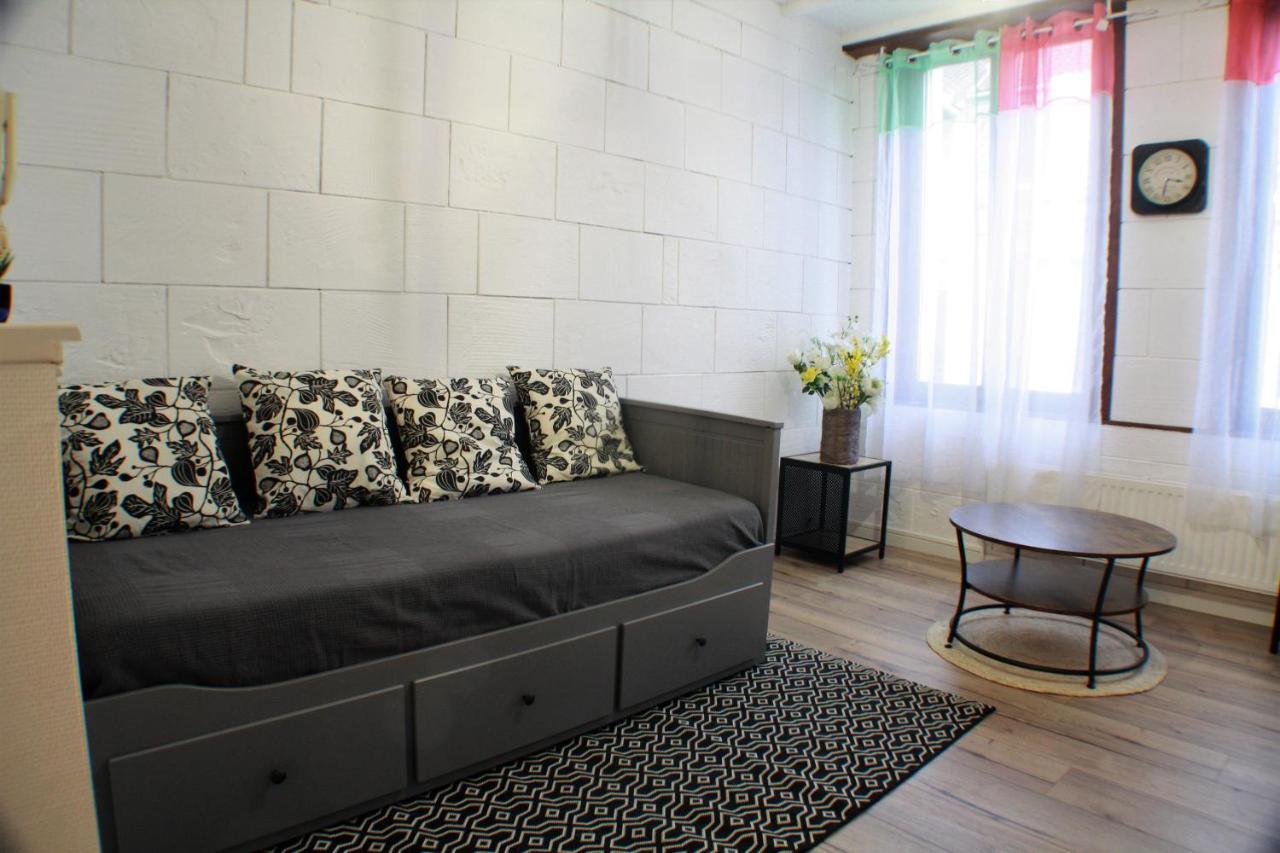 Welcome Calais Centre St Pierre Fontinettes Екстер'єр фото