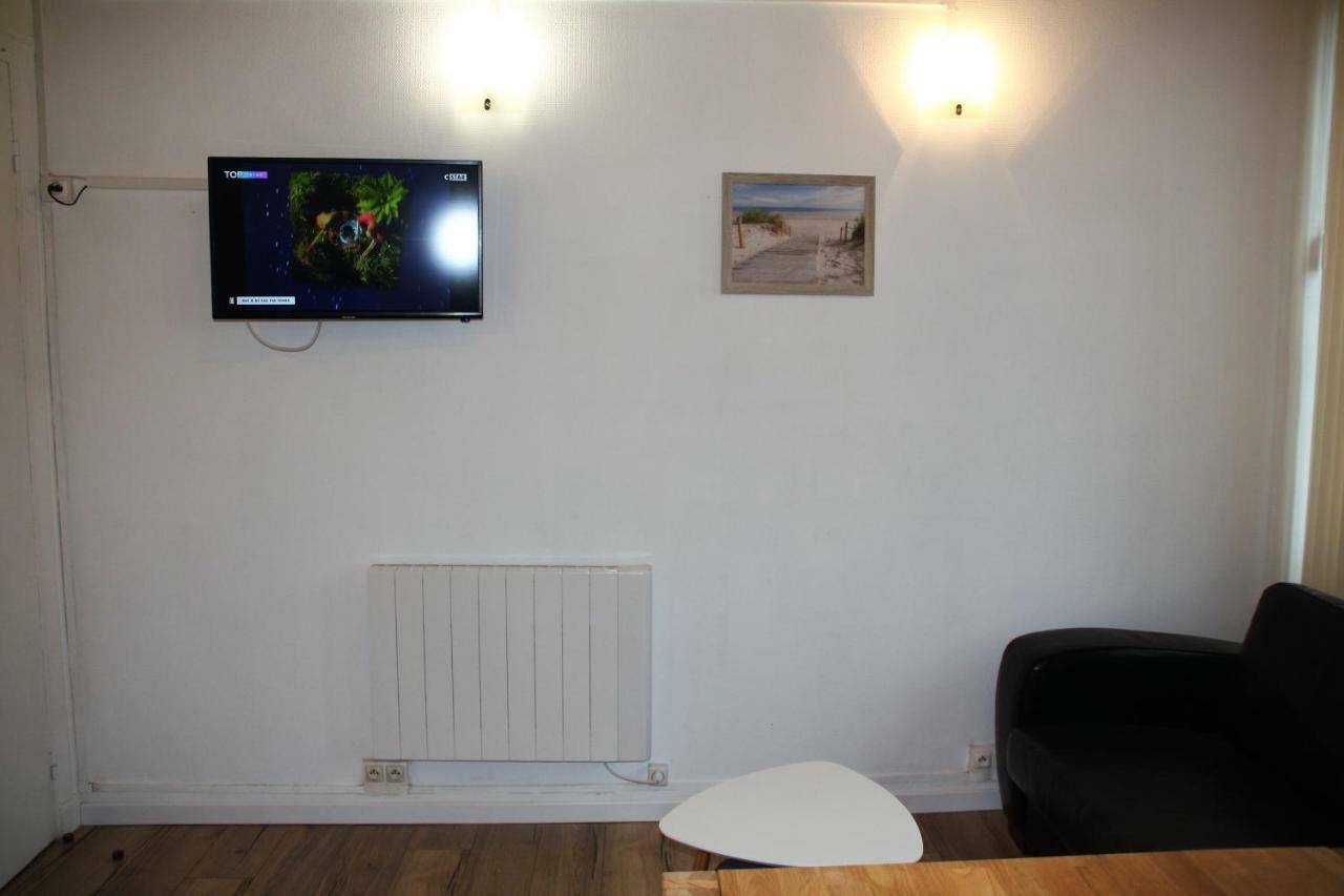 Welcome Calais Centre St Pierre Fontinettes Екстер'єр фото